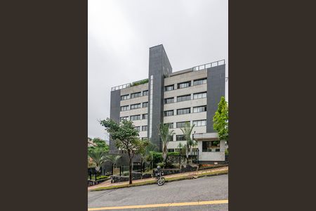 Apartamento para alugar com 210m², 4 quartos e 5 vagasFachada