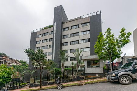 Apartamento para alugar com 210m², 4 quartos e 5 vagasFachada