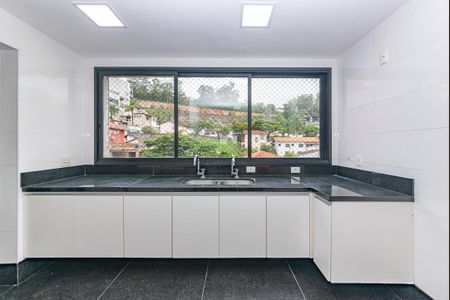 Apartamento para alugar com 210m², 4 quartos e 5 vagasCozinha