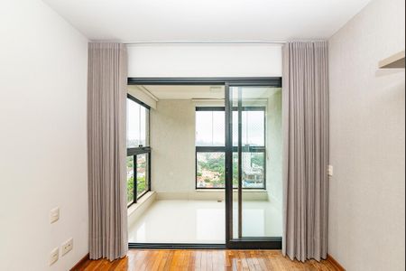 Apartamento para alugar com 210m², 4 quartos e 5 vagasVaranda da Suíte 1