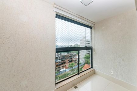 Apartamento para alugar com 210m², 4 quartos e 5 vagasVaranda da Suíte 1
