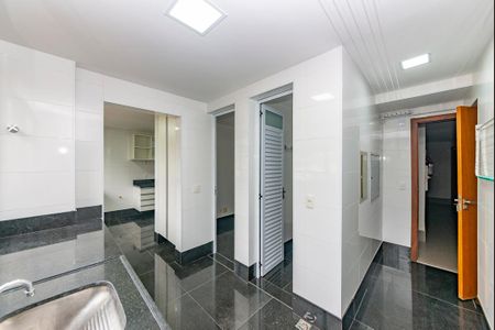 Apartamento para alugar com 210m², 4 quartos e 5 vagasÁrea de Serviço