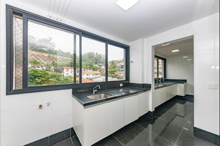 Apartamento para alugar com 210m², 4 quartos e 5 vagasÁrea de Serviço