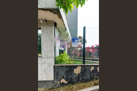 Apartamento para alugar com 210m², 4 quartos e 5 vagasplaca instalada em 03/02/2026 com o código TIKP-249