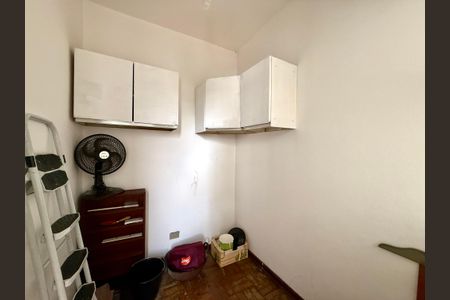 Apartamento para alugar com 102m², 2 quartos e sem vagaQuarto de Serviço