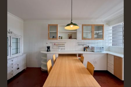 Apartamento para alugar com 102m², 2 quartos e sem vagaCozinha 