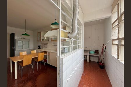 Apartamento para alugar com 102m², 2 quartos e sem vagaÁrea de Serviço