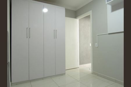 Apartamento à venda com 42m², 2 quartos e 1 vagaQuarto 2