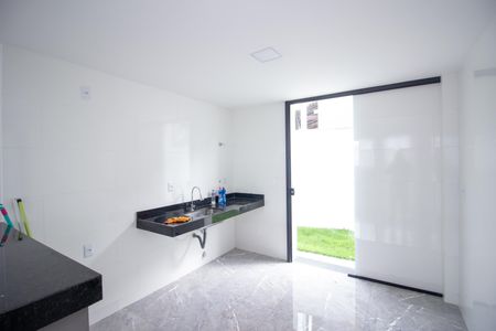 Casa à venda com 125m², 3 quartos e 2 vagasCozinha
