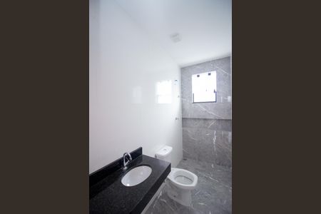 Casa à venda com 125m², 3 quartos e 2 vagasBanheiro Social