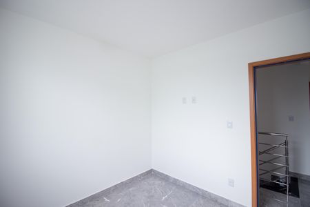 Casa à venda com 125m², 3 quartos e 2 vagasQuarto 2