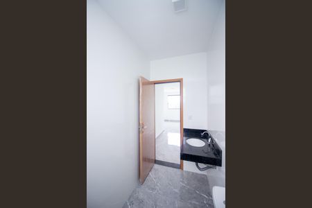 Casa à venda com 125m², 3 quartos e 2 vagasBanheiro da Suíte