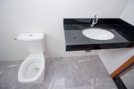 Casa à venda com 125m², 3 quartos e 1 vaga Casa à venda com 125m², 3 quartos e 1 vagaBanheiro da Suíte