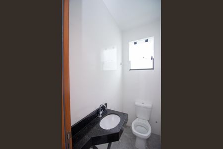 Casa à venda com 124m², 3 quartos e 2 vagasLavabo