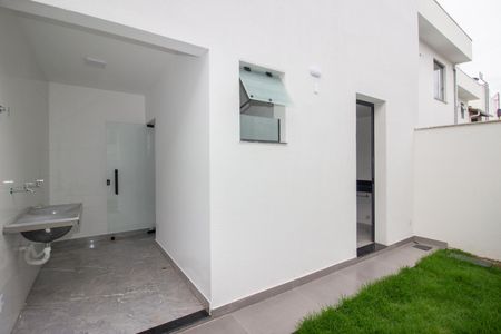 Casa à venda com 124m², 3 quartos e 2 vagasQuintal