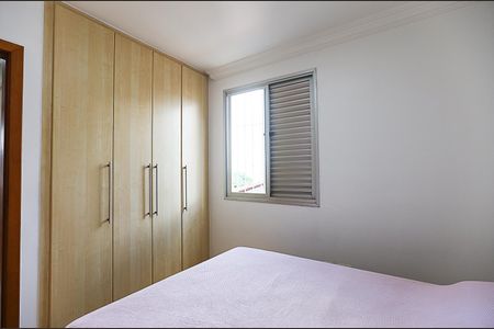 Apartamento à venda com 97m², 3 quartos e 2 vagasQuarto 1