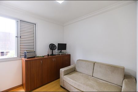 Apartamento à venda com 97m², 3 quartos e 2 vagasQuarto 2