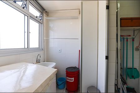 Apartamento à venda com 97m², 3 quartos e 2 vagasÁrea de Serviço