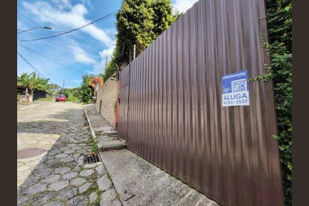 Studio para alugar com 25m², 1 quarto e sem vaga Studio para alugar com 25m², 1 quarto e sem vagaFachada