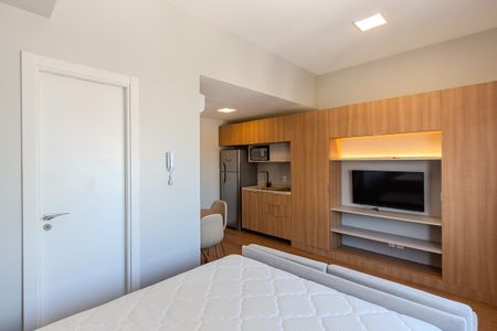 Sala/Quarto de kitnet/studio para alugar com 1 quarto, 30m² em Farroupilha, Porto Alegre