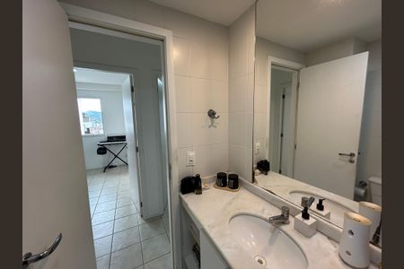 Apartamento à venda com 80m², 3 quartos e 2 vagasBanheiro Social