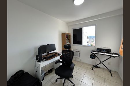 Apartamento à venda com 80m², 3 quartos e 2 vagasQuarto 1