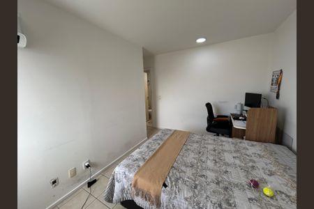 Apartamento à venda com 80m², 3 quartos e 2 vagasSuíte