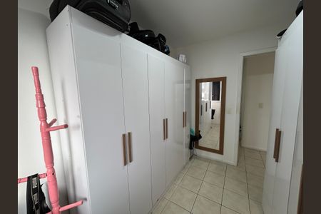 Apartamento à venda com 80m², 3 quartos e 2 vagasQuarto 2
