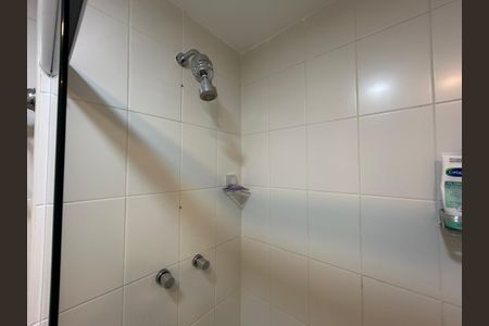 Apartamento à venda com 80m², 3 quartos e 2 vagasBanheiro da Suíte