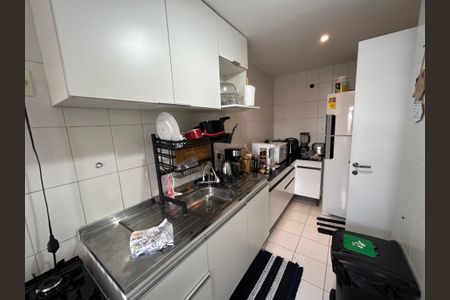 Apartamento à venda com 80m², 3 quartos e 2 vagasCozinha
