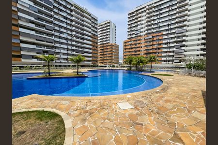 Apartamento à venda com 80m², 3 quartos e 2 vagasÁrea comum - Piscina