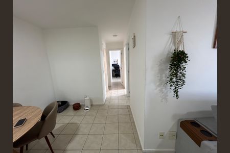 Apartamento à venda com 80m², 3 quartos e 2 vagasCorredor