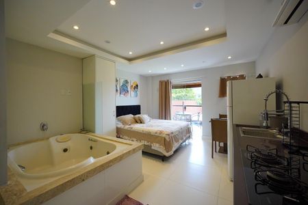 Sala - quarto de kitnet/studio para alugar com 1 quarto, 30m² em Santo Antonio de Lisboa, Florianópolis