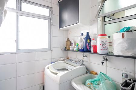 Apartamento à venda com 65m², 3 quartos e 1 vagaÁrea de serviço