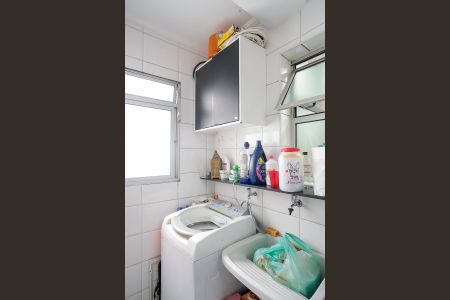 Apartamento à venda com 65m², 3 quartos e 1 vagaÁrea de serviço