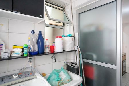 Apartamento à venda com 65m², 3 quartos e 1 vagaÁrea de serviço