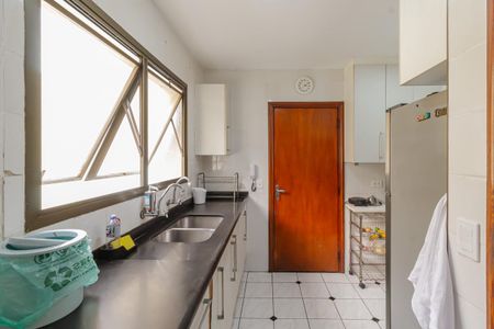Apartamento à venda com 149m², 4 quartos e 2 vagasCozinha