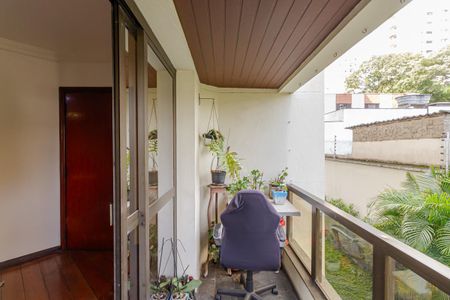 Apartamento à venda com 149m², 4 quartos e 2 vagasSacada