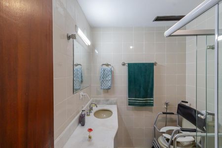 Apartamento à venda com 149m², 4 quartos e 2 vagasBanheiro
