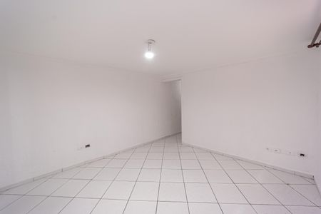 Sala de casa para alugar com 2 quartos, 80m² em Vila Talarico, São Paulo