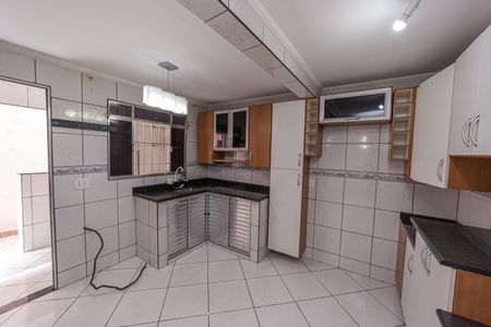 Casa para alugar com 80m², 2 quartos e sem vagaCozinha