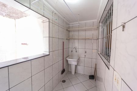 Casa para alugar com 80m², 2 quartos e sem vagaÁrea de Serviço