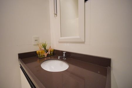 Banheiro de apartamento para alugar com 2 quartos, 60m² em Santo Antonio de Lisboa, Florianópolis