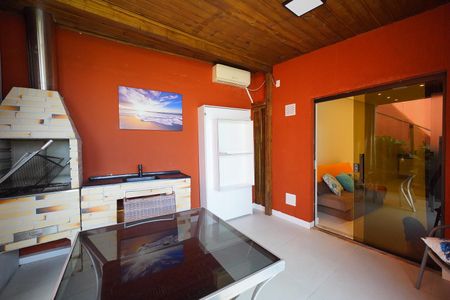 Apartamento para alugar com 60m², 2 quartos e 1 vagaVaranda