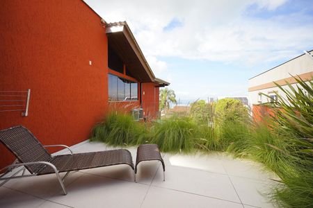 Apartamento para alugar com 60m², 2 quartos e 1 vagaVaranda