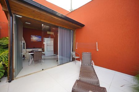 Apartamento para alugar com 60m², 2 quartos e 1 vagaVaranda