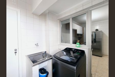 Apartamento à venda com 75m², 2 quartos e 1 vagaÁrea de Serviço
