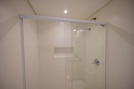 Banheiro de kitnet/studio para alugar com 1 quarto, 45m² em Santo Antonio de Lisboa, Florianópolis