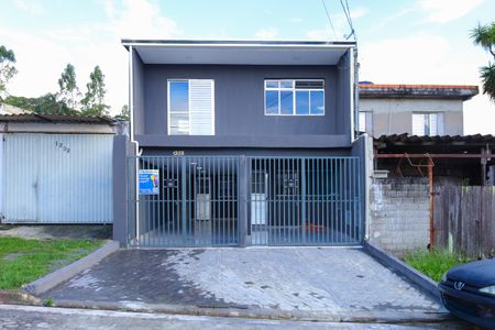 Apartamento para alugar com 40m², 1 quarto e 1 vaga Apartamento para alugar com 40m², 1 quarto e 1 vagaFachada do imóvel - Placa grande instalada no portão do imóvel - Código da placa YZUS-1631