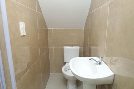 Banheiro de apartamento para alugar com 1 quarto, 40m² em Cidade Tiradentes, São Paulo